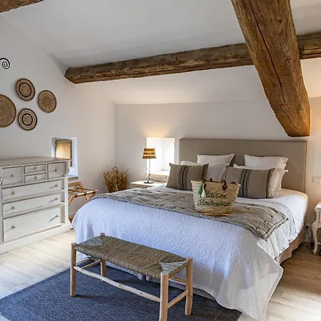 Szálloda Maison Bournissac Paluds de Noves